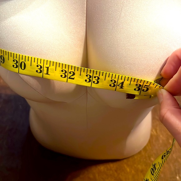 Cream Bustier Mannequin size S - Picture 7 of 7